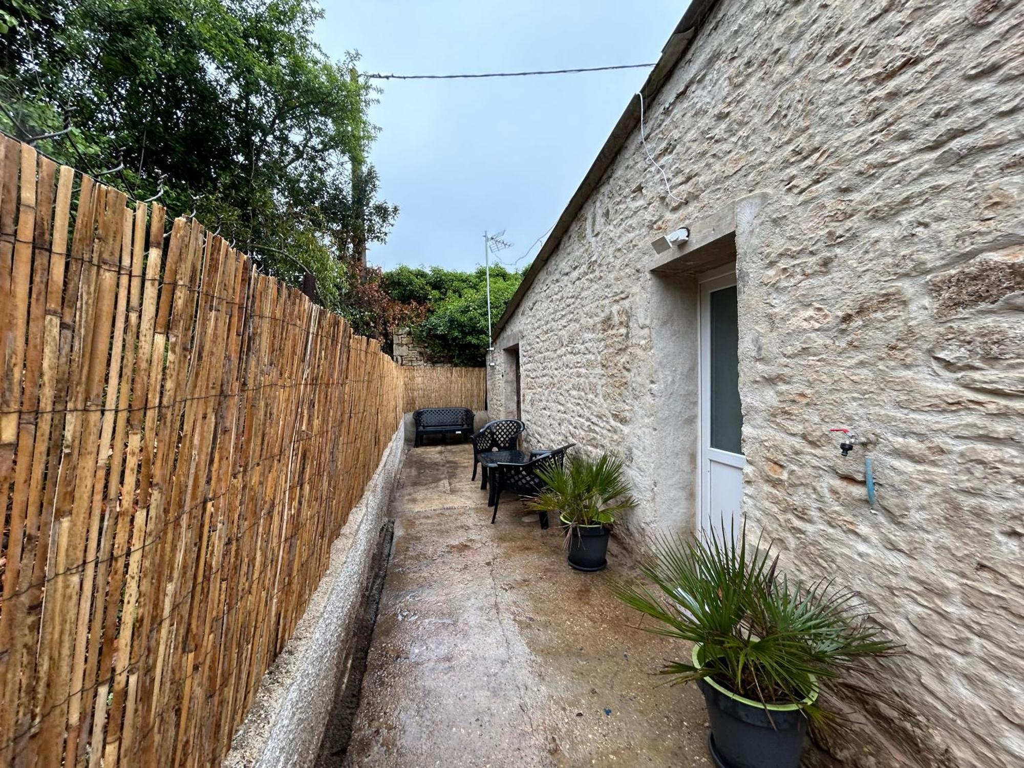 Studio Nanteuil-en-Vallée Exterior photo